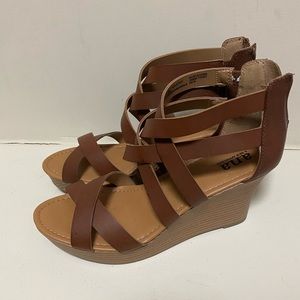 *NEW* Brown/Taupe Wedge Sandals